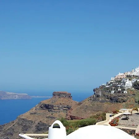 Charming Naxos With Seperate Bedroom Modern Furnishing Close To The Saint George
